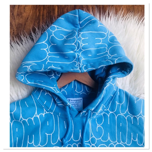 Champion Reverse Weave Bubble Script Blue Hooded Sweatshirt Size Medium - Picture 3 of 8